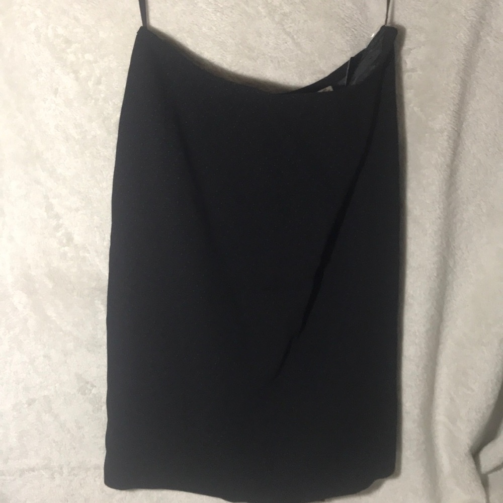 Le Suit Petite size 4P Skirt white and red dots
